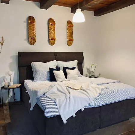 Appartement La Poete Vendeghaz *